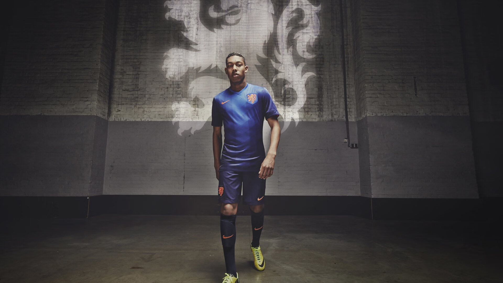 Kaiyun(中国)开云-青岛西海岸主场优势明显，连战连捷，青岛西海岸比赛