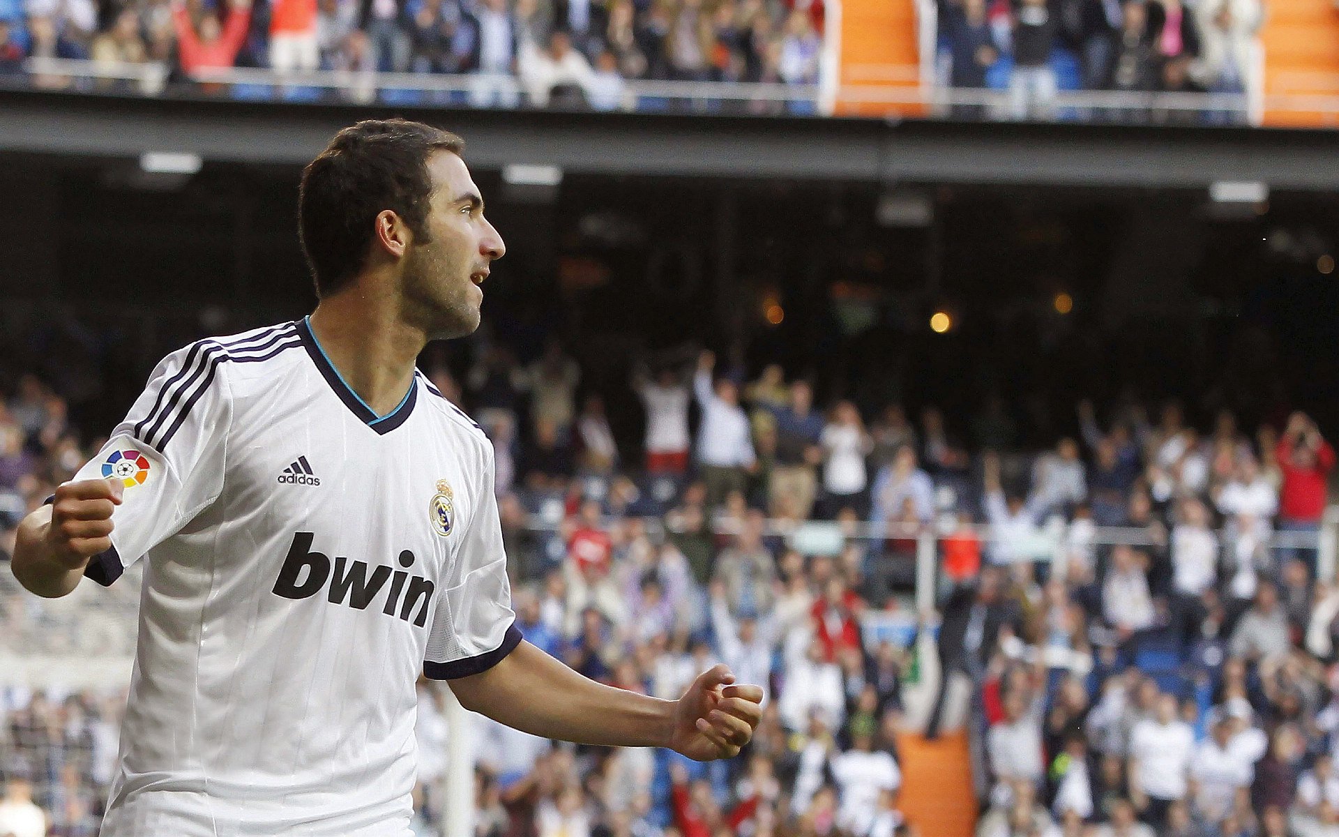 女子400混德国健将完成突破,德国女子5000米运动员